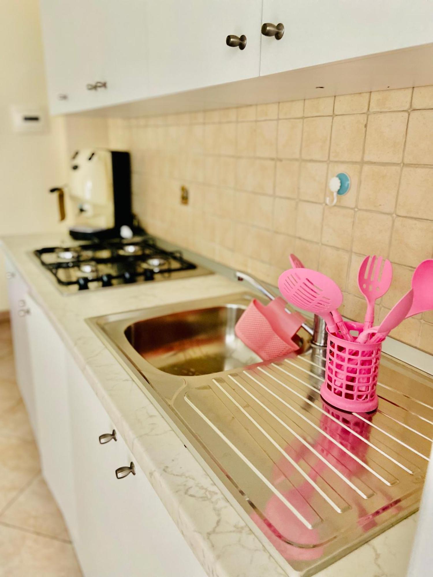 Blessingnarrowstreet95 Apartment Наполи Екстериор снимка